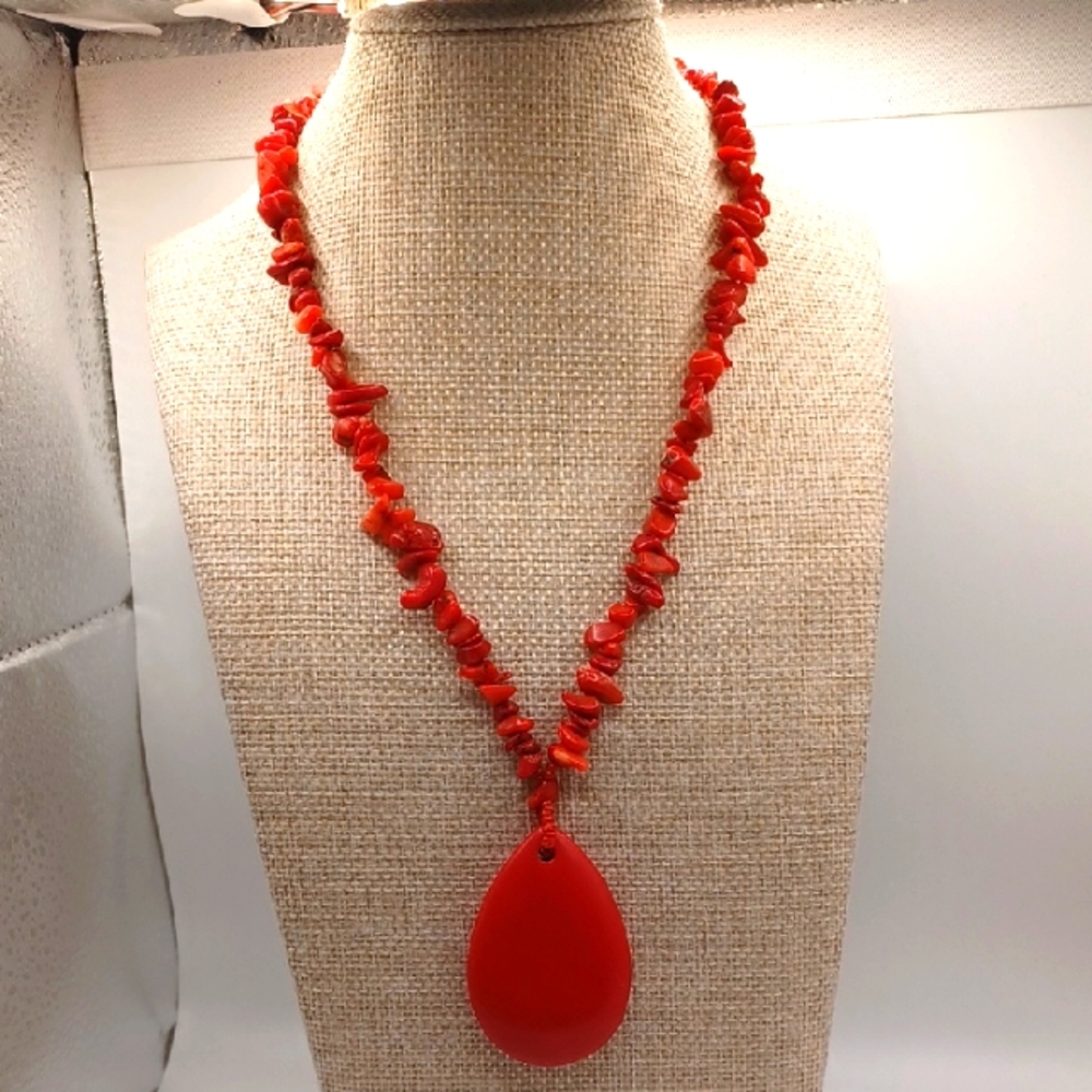 Red Coral Beaded Necklace - Picture 1 of 5